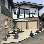 Wohnen Im Bergischen Fachwerk 公寓